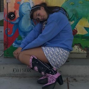 Meet your Posher, Anna